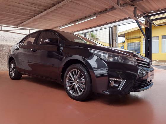 TOYOTA COROLLA 2.0 DYNAMIC 16V FLEX 4P AUTOMÁTICO