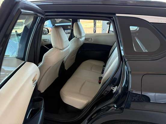 TOYOTA-COROLLA CROSS-2023