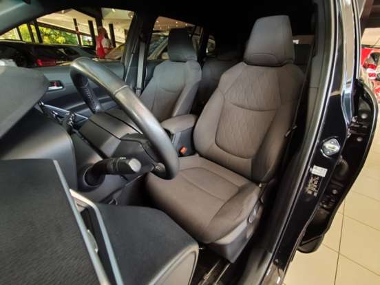 TOYOTA-COROLLA CROSS-2021