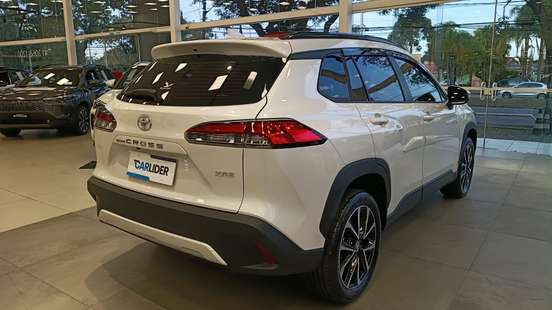 TOYOTA-COROLLA CROSS-2024