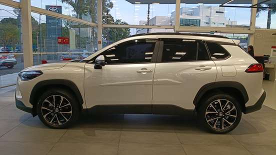 TOYOTA-COROLLA CROSS-2024