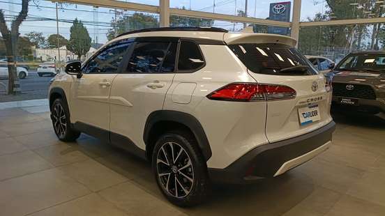 TOYOTA-COROLLA CROSS-2024