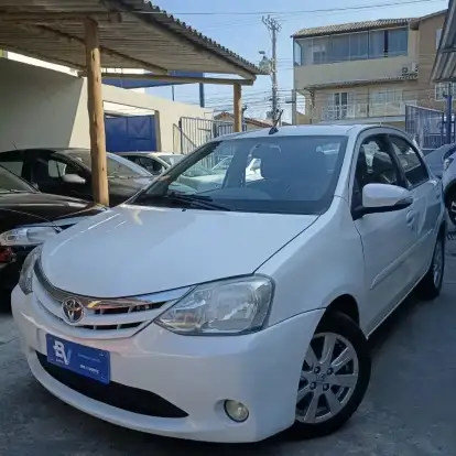TOYOTA-ETIOS-1.5 XLS 16V FLEX 4P AUTOMÁTICO TOYOTA-ETIOS-2016