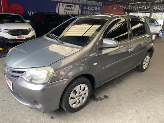 TOYOTA ETIOS 1.5 XS 16V FLEX 4P MANUAL