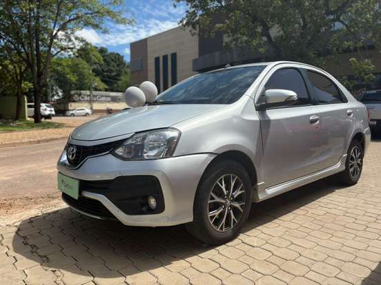TOYOTA-ETIOS-2017