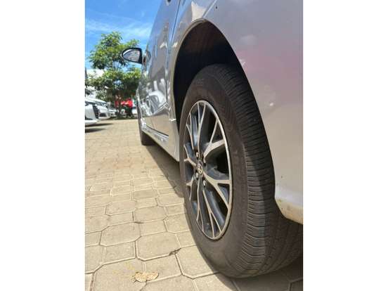 TOYOTA-ETIOS-1.5 PLATINUM SEDAN 16V FLEX 4P AUTOMÁTICO TOYOTA-ETIOS-2017