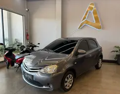 TOYOTA ETIOS 1.5 XS 16V FLEX 4P MANUAL TOYOTA ETIOS 1.5 XS 16V FLEX 4P MANUAL
