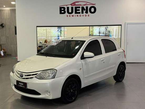 TOYOTA-ETIOS-1.5 XS 16V FLEX 4P MANUAL TOYOTA-ETIOS-2015