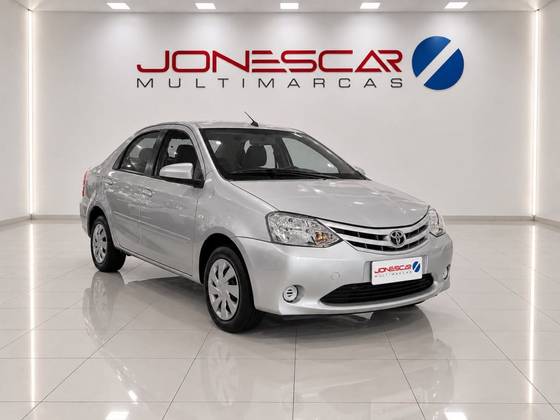 TOYOTA ETIOS 1.5 XS SEDAN 16V FLEX 4P AUTOMÁTICO