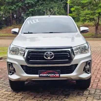 TOYOTA-HILUX-2018