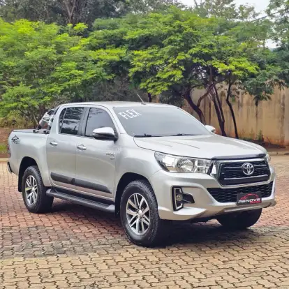 TOYOTA-HILUX-2018