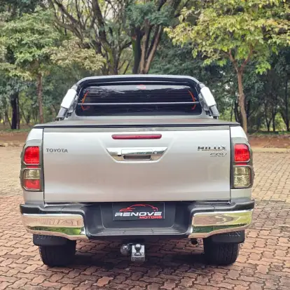 TOYOTA-HILUX-2018