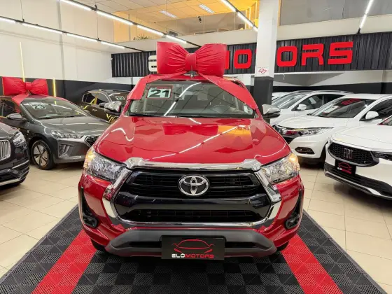 TOYOTA HILUX 2.7 VVT-i FLEX CD SRV 4X4 AUTOMÁTICO