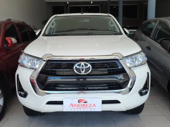 TOYOTA-HILUX-2.8 D-4D TURBO DIESEL CD SRV 4X4 AUTOMÁTICO TOYOTA-HILUX-2022