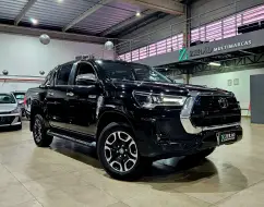 TOYOTA HILUX 2.8 D-4D TURBO DIESEL CD SRX 4X4 AUTOMÁTICO TOYOTA HILUX 2.8 D-4D TURBO DIESEL CD SRX 4X4 AUTOMÁTICO