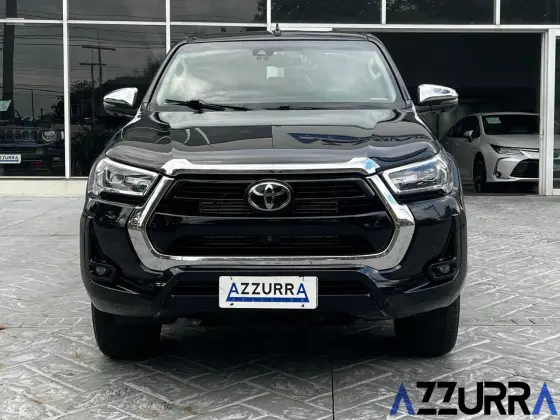 TOYOTA HILUX 2.8 D-4D TURBO DIESEL CD SRX 4X4 AUTOMÁTICO