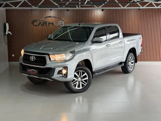 TOYOTA HILUX 2.8 SRV 4X4 CD 16V DIESEL 4P AUTOMÁTICO