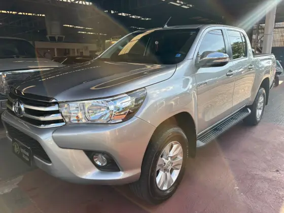 TOYOTA HILUX 2.8 SRV 4X4 CD 16V DIESEL 4P AUTOMÁTICO