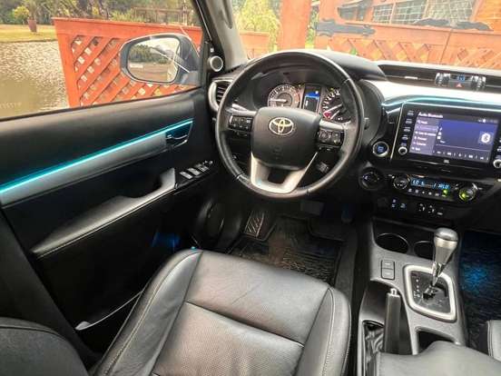 TOYOTA-HILUX-2.8 D-4D TURBO DIESEL CD GR-S 4X4 AUTOMÁTICO TOYOTA-HILUX-2022