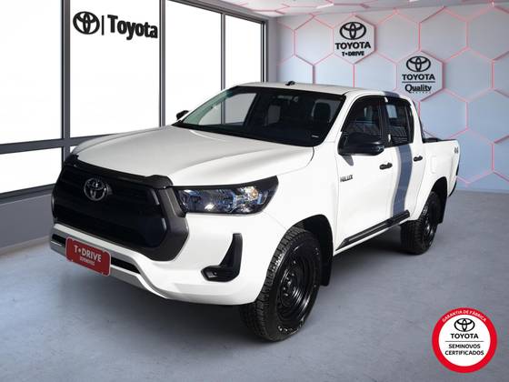 TOYOTA HILUX 2.8 D-4D TURBO DIESEL CD POWER PACK 4X4 AUTOMÁTICO