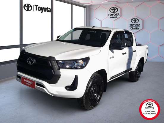 TOYOTA-HILUX-2.8 D-4D TURBO DIESEL CD POWER PACK 4X4 AUTOMÁTICO TOYOTA-HILUX-2024