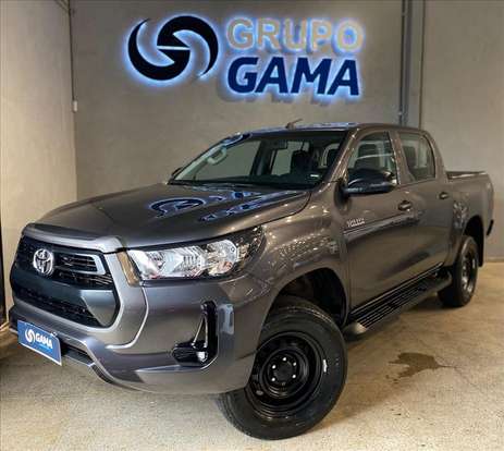 TOYOTA-HILUX-2025