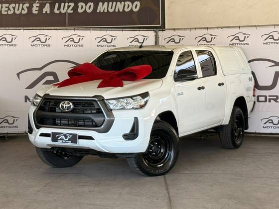 TOYOTA HILUX 2.8 D-4D TURBO DIESEL CD POWER PACK 4X4 MANUAL