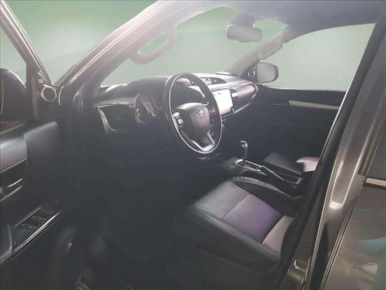 TOYOTA-HILUX-2.8 D-4D TURBO DIESEL CD SRX 4X4 AUTOMÁTICO TOYOTA-HILUX-2021