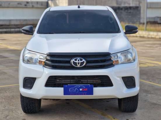 TOYOTA-HILUX-2.8 POWER PACK 4X4 CD 16V DIESEL 4P MANUAL TOYOTA-HILUX-2019
