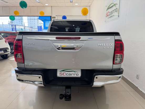 TOYOTA-HILUX-2.8 SRX 4X4 CD 16V DIESEL 4P AUTOMÁTICO TOYOTA-HILUX-2016