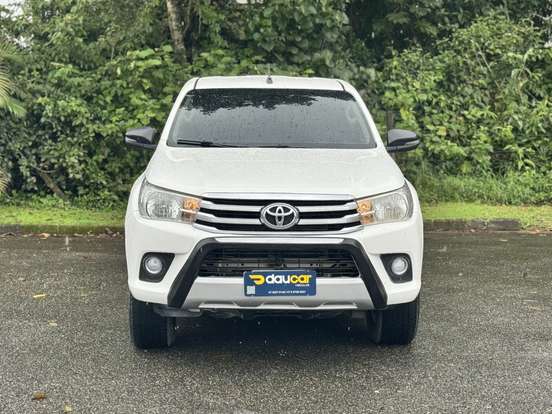 TOYOTA-HILUX-2019