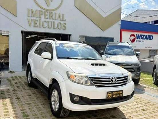 TOYOTA-HILUX-3.0 SRV 4X4 CD 16V TURBO INTERCOOLER DIESEL 4P AUTOMÁTICO TOYOTA-HILUX-2012