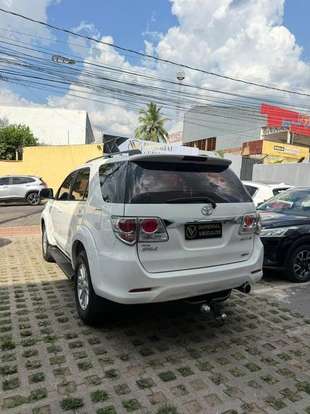 TOYOTA-HILUX-3.0 SRV 4X4 CD 16V TURBO INTERCOOLER DIESEL 4P AUTOMÁTICO TOYOTA-HILUX-2012