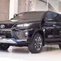 TOYOTA HILUX SW4 2.8 D-4D TURBO DIESEL DIAMOND 7L 4X4 AUTOMÁTICO TOYOTA HILUX SW4 2.8 D-4D TURBO DIESEL DIAMOND 7L 4X4 AUTOMÁTICO