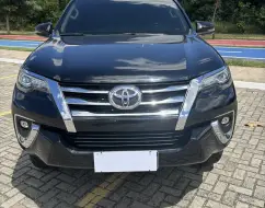 TOYOTA HILUX SW4 2.8 SRX 4X4 16V TURBO INTERCOOLER DIESEL 4P AUTOMÁTICO TOYOTA HILUX SW4 2.8 SRX 4X4 16V TURBO INTERCOOLER DIESEL 4P AUTOMÁTICO