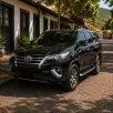 TOYOTA HILUX SW4 2.8 SRX 4X4 7 LUGARES 16V TURBO INTERCOOLER DIESEL 4P AUTOMÁTICO TOYOTA HILUX SW4 2.8 SRX 4X4 7 LUGARES 16V TURBO INTERCOOLER DIESEL 4P AUTOMÁTICO