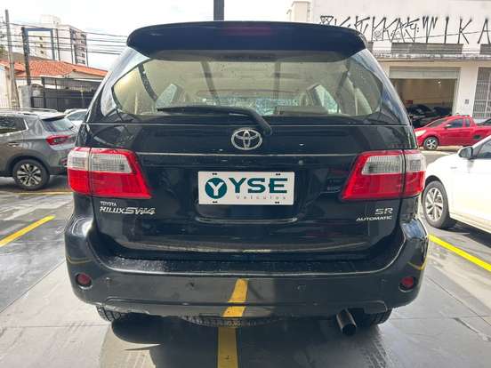 TOYOTA-HILUX SW4-2009