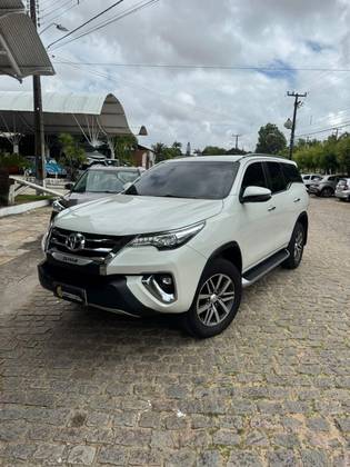 TOYOTA HILUX SW4 2.8 SRX 4X4 16V TURBO INTERCOOLER DIESEL 4P AUTOMÁTICO