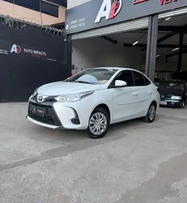 TOYOTA-YARIS-1.5 16V FLEX SEDAN XL LIVE MULTIDRIVE TOYOTA-YARIS-2022