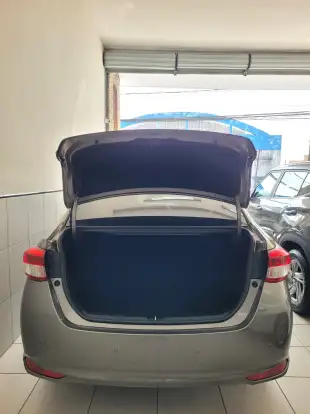 TOYOTA-YARIS-2019
