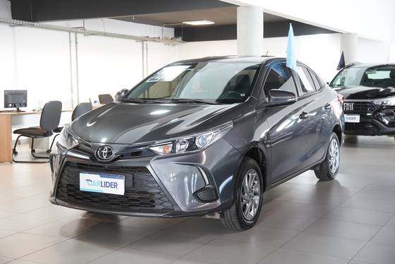 TOYOTA YARIS 1.5 16V FLEX SEDAN XS MULTIDRIVE
