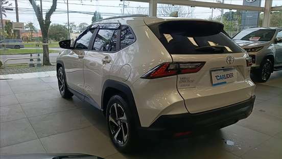 TOYOTA-YARIS CROSS-2026