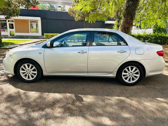 TOYOTA-COROLLA-2.0 ALTIS 16V FLEX 4P AUTOMÁTICO TOYOTA-COROLLA-2010