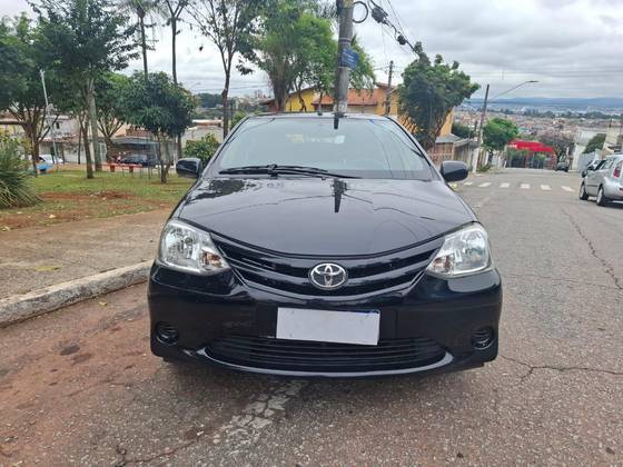 TOYOTA ETIOS 1.3 XS 16V FLEX 4P MANUAL