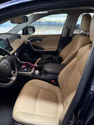 TOYOTA-RAV4-2025