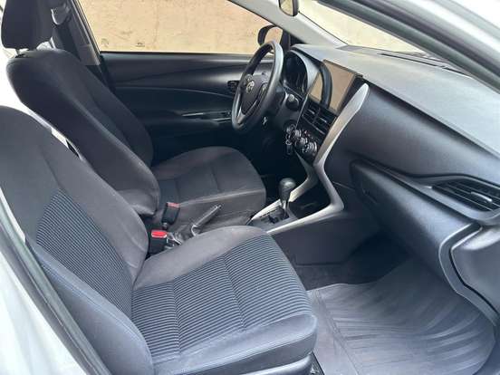 TOYOTA-YARIS-1.3 16V FLEX XL LIVE MULTIDRIVE TOYOTA-YARIS-2021