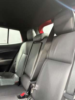 TOYOTA-YARIS-2018