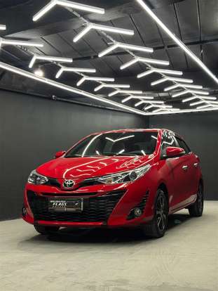 TOYOTA-YARIS-2018
