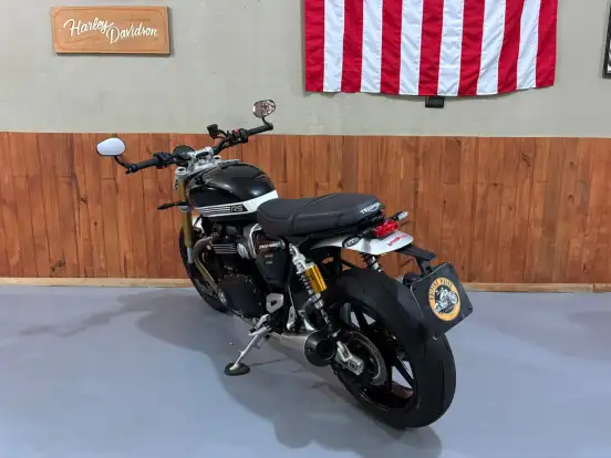 TRIUMPH-SPEED TWIN RS-2025