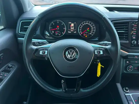 VOLKSWAGEN-AMAROK-2023